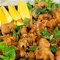 Cách làm chân gà rút xương ngâm sả tắc và dinh dưỡng của món ăn này
