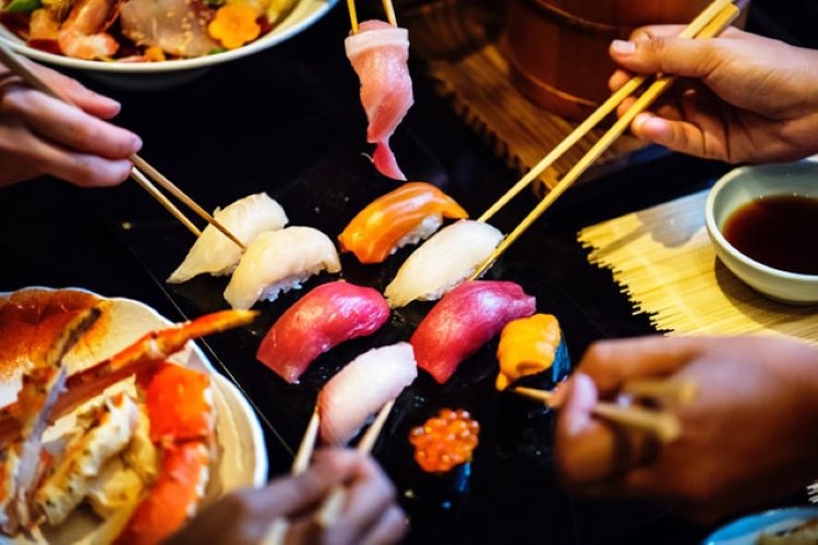 Sushi rẻ ở Sài Gòn