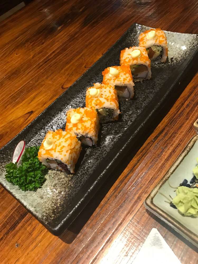 nhà hàng sashimi quận 1